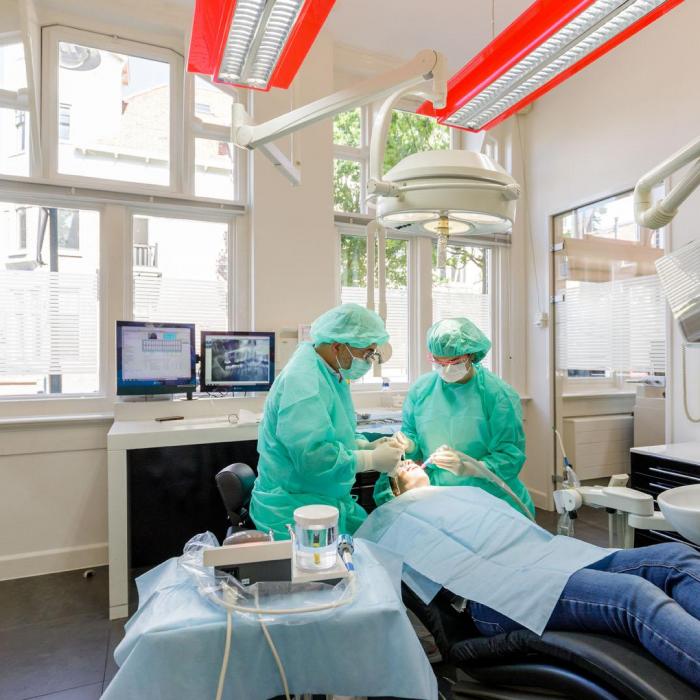 beddengoed Overtreding ik ontbijt Implantologie - Dental Care Utrecht